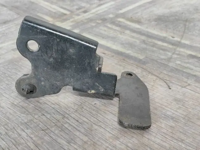 Кронштейн датчика Range Rover Sport L320 09-13