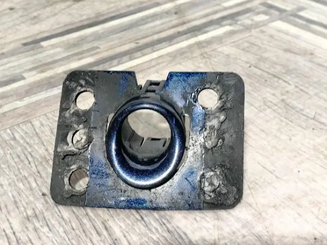 Кронштейн парктроника Land Rover Freelander 2