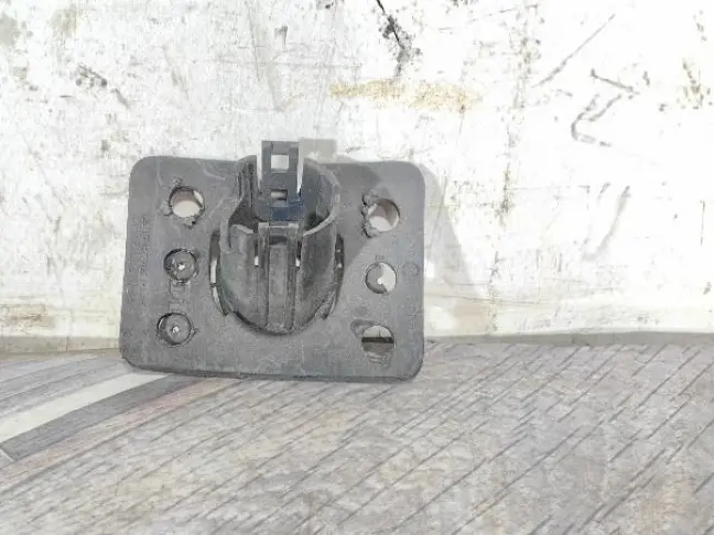 Кронштейн парктроника Land Rover Freelander 2