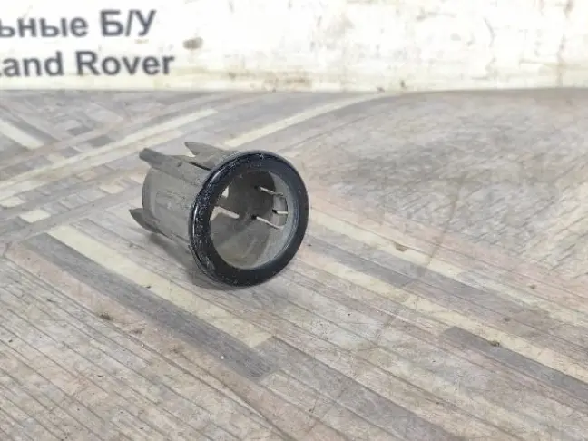 Кронштейн датчика Range Rover Sport L320 2005-2009