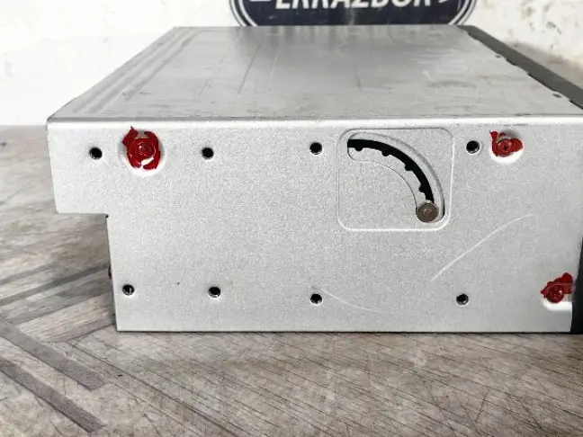 Проигрыватель CD/DVD Range Rover Sport L320 05-09: фото #3