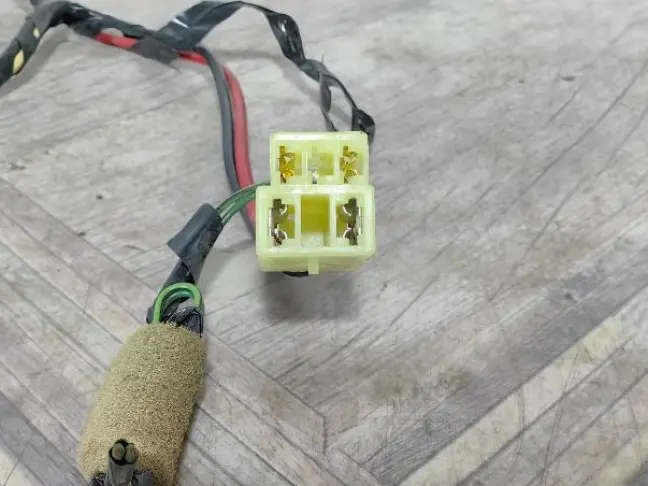 Разьем на ежик Land Rover Sport L320