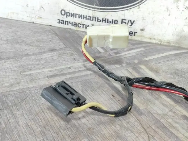 Разьем на ежик Land Rover Sport L320