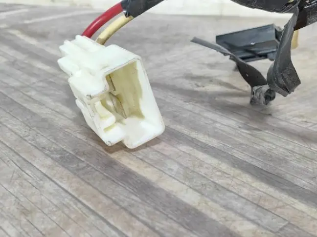 Разьем на ежик Land Rover Sport L320