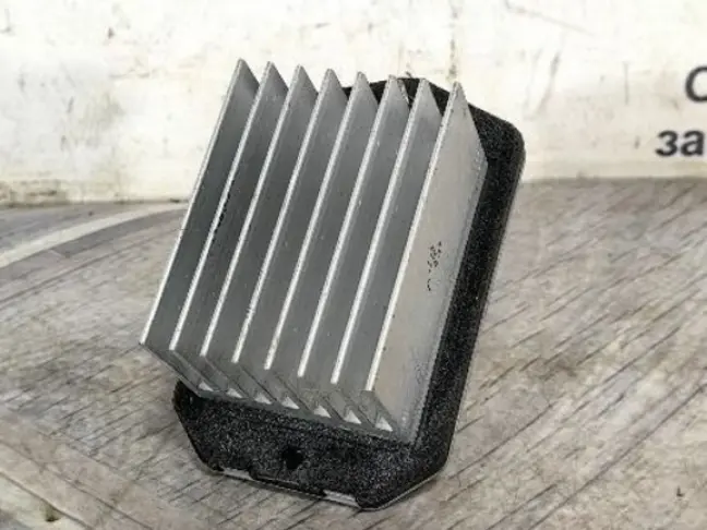 Резистор Land Rover Range Rover Sport L320 05-13