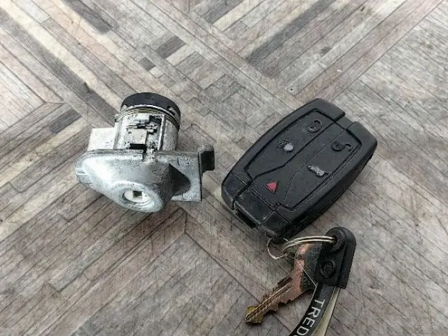 Блоки комплект Land Rover Freelander 2 2.2