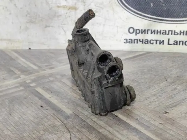 Блок клапанов задний DISCOVERY 3/4 L319 05-15