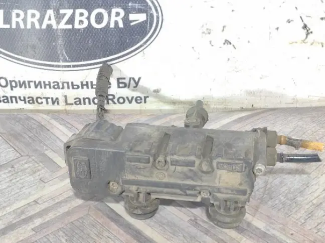 Блок клапанов передний Land Rover Sport L320
