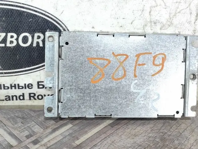 Блок радио  Land Rover Range Rover Sport 1 L320: фото #4