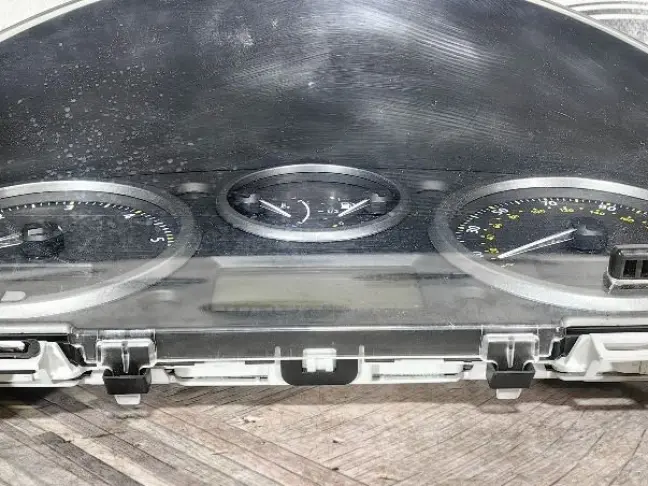 Панель приборов Land Rover Freelander 2 2.2 L359