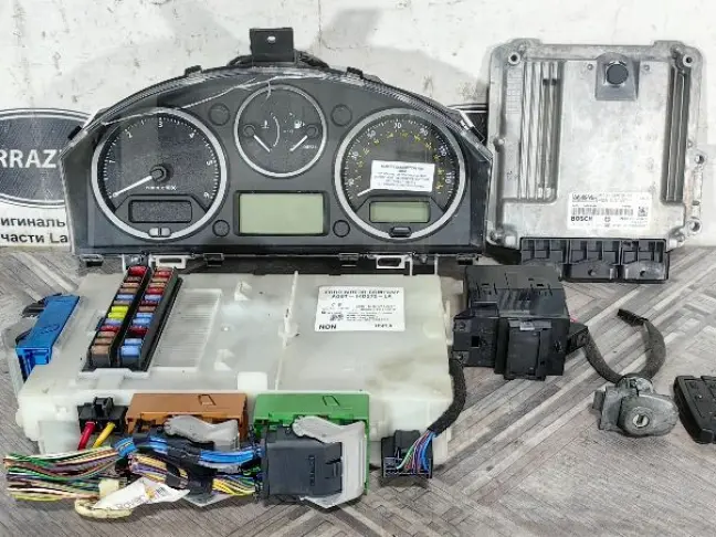 Блоки комплект Land Rover Freelander 2 2.2