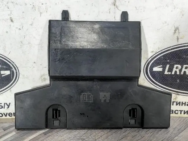 Крышка предохранителей Land Rover Freelander 2