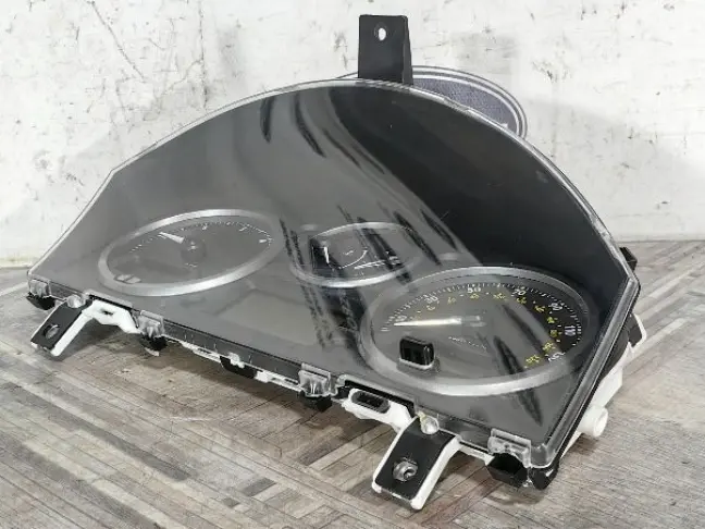 Панель приборов Land Rover Freelander 2 2.2 L359