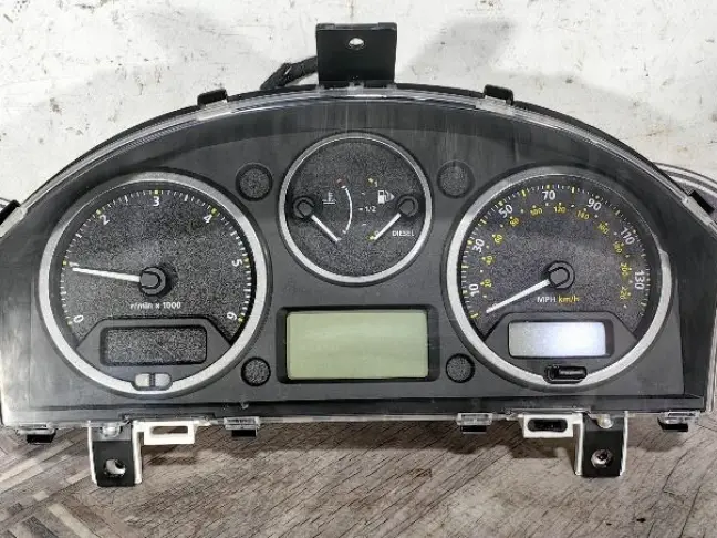 Панель приборов Land Rover Freelander 2 2.2 L359
