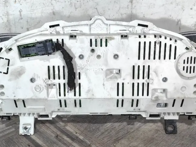 Панель приборов Land Rover Freelander 2 2.2 L359