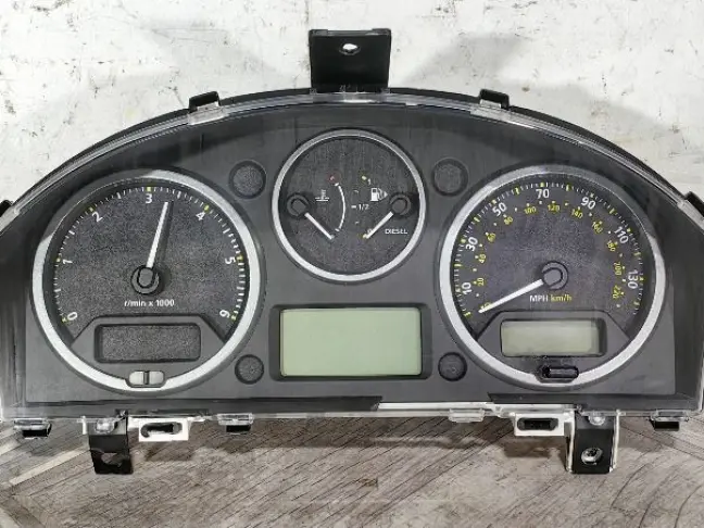 Панель приборов Land Rover Freelander 2 2.2 L359