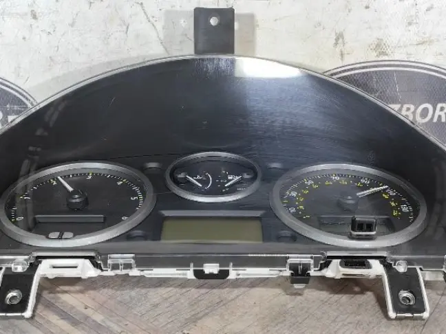Панель приборов Land Rover Freelander 2 2.2 L359