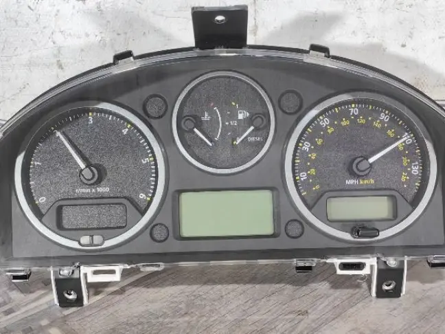 Панель приборов Land Rover Freelander 2 2.2 L359