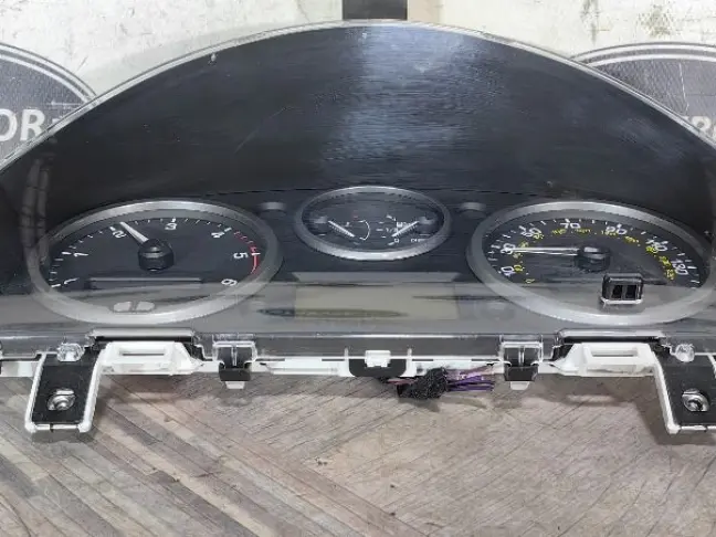 Панель приборов Land Rover Freelander 2 2.2 L359