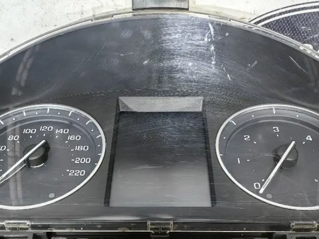 Панель приборов Land Rover Freelander 2 2.2 L359