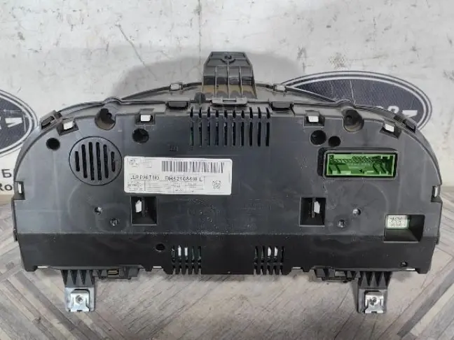 Панель приборов Land Rover Freelander 2 2.2 L359