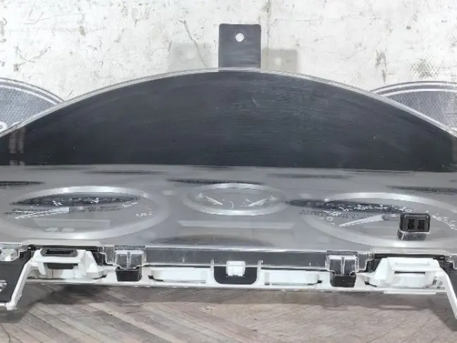 Панель приборов Land Rover Freelander 2 2.2 L359