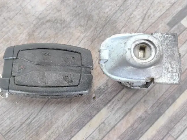 Ключ зажигания Land Rover Freelander 2 2.2