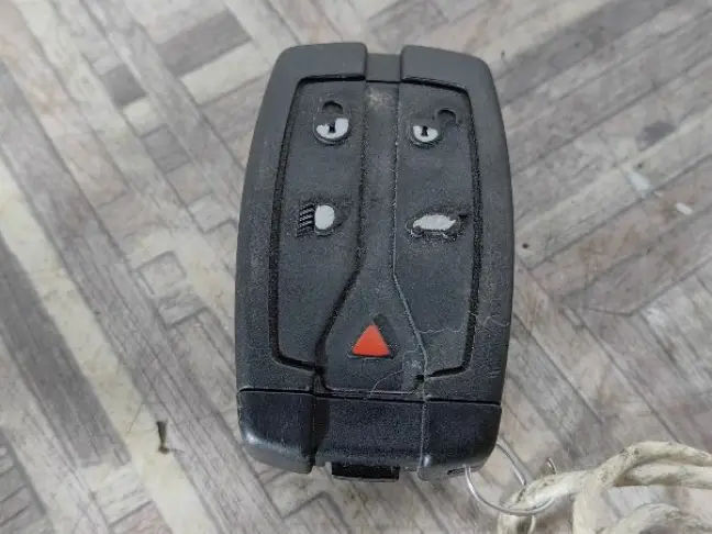 Ключ зажигания Land Rover Freelander 2 2.2