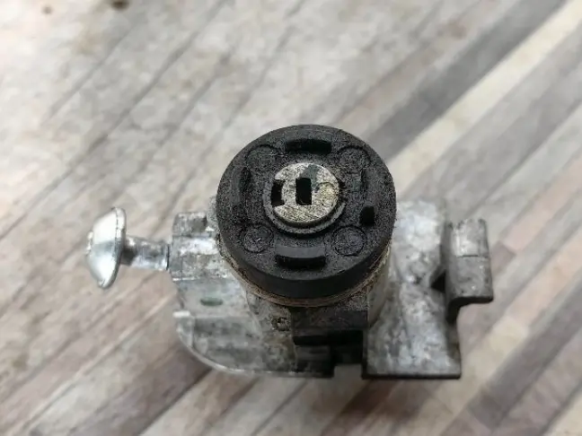 Ключ зажигания Land Rover Freelander 2 2.2