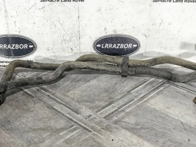 Патрубок охлаждения Range Rover Sport 4.4 448PN