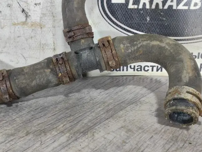 Патрубок охлаждения Range Rover Sport 4.4 448PN