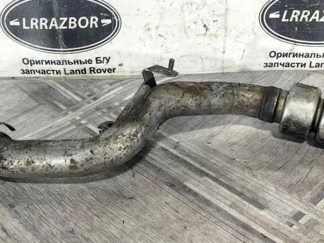Патрубок турбины левый Range Rover L320 3.6