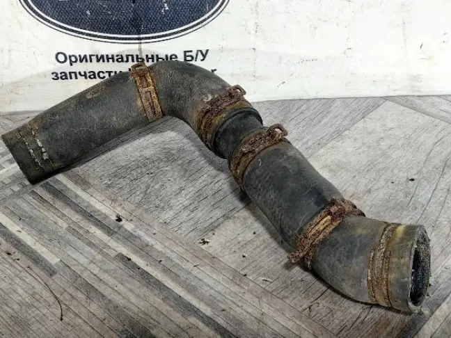 Патрубок радиатора  Range Rover Spor L320t 4.4