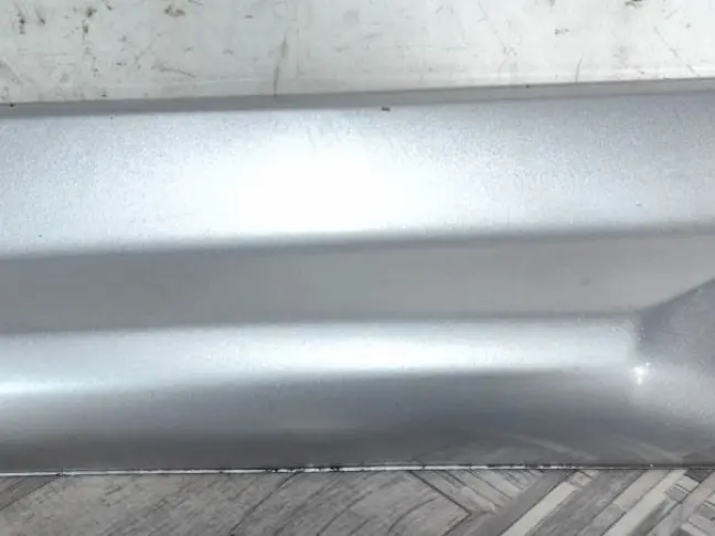 Молдинг двери задний правый Range Rover Sport 320