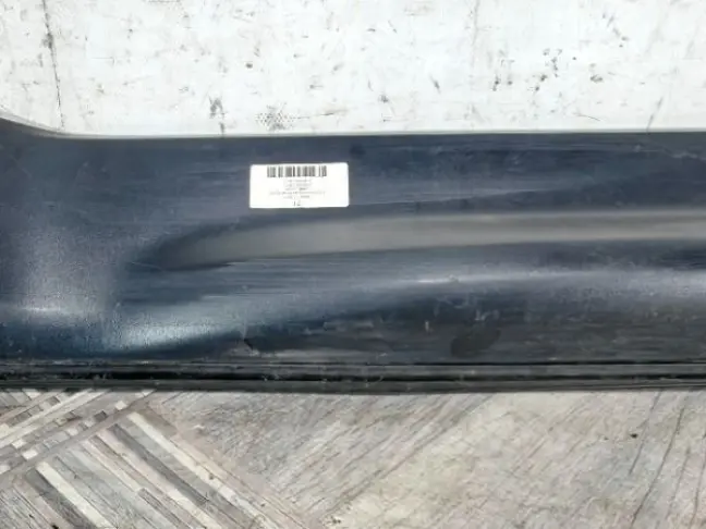 Молдинг двери задний правый Range Rover Sport 320