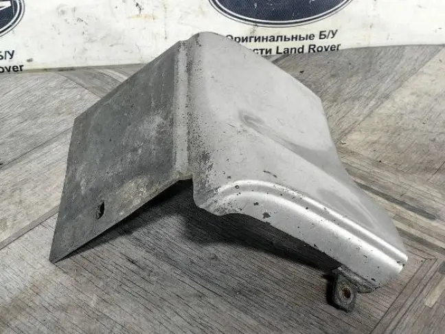 Молдинг переднего правого крыла  Sport L320 05-13