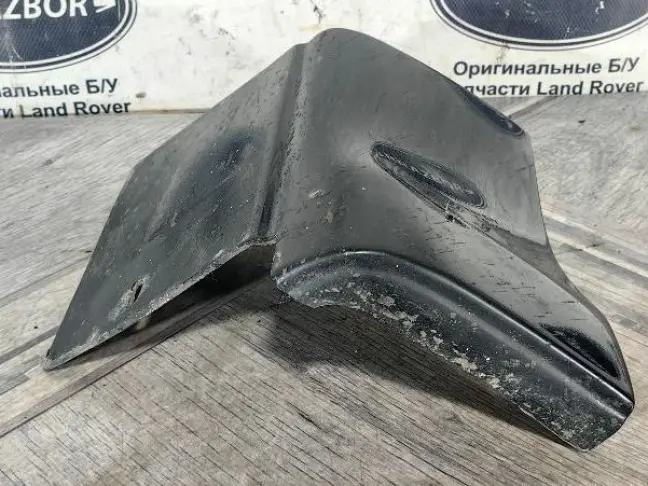Молдинг переднего правого крыла  Sport L320 05-13