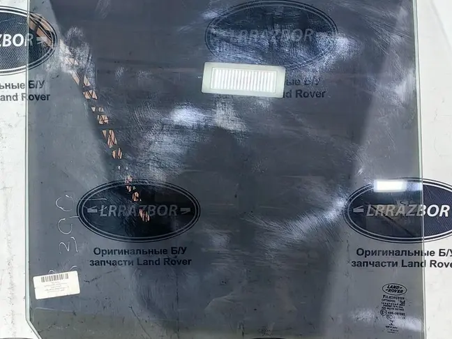 Стекло двери задней правой Range Rover Sport L320