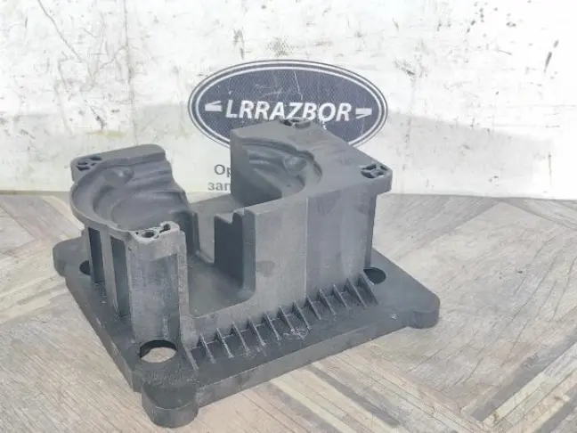 Кронштейн кулисы АКПП Range Rover Sport L320