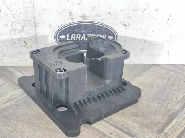 Кронштейн кулисы АКПП Range Rover Sport L320