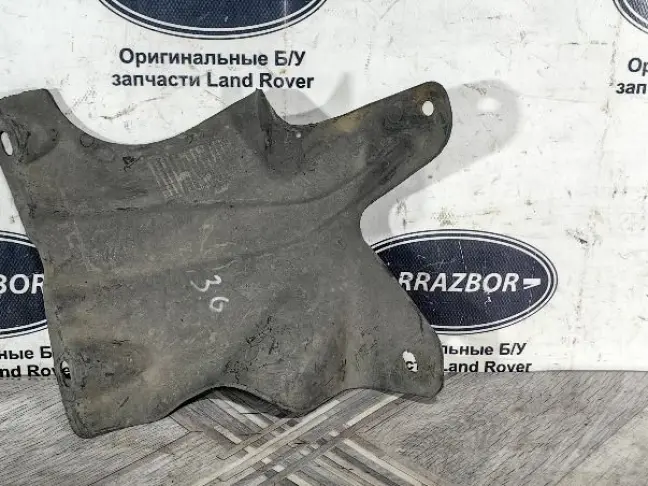 Пыльник двигателя правый Range Rover Sport L320