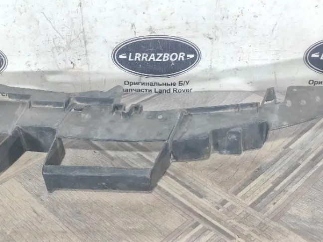 Кронштейн бампера левый Range Rover Sport L320