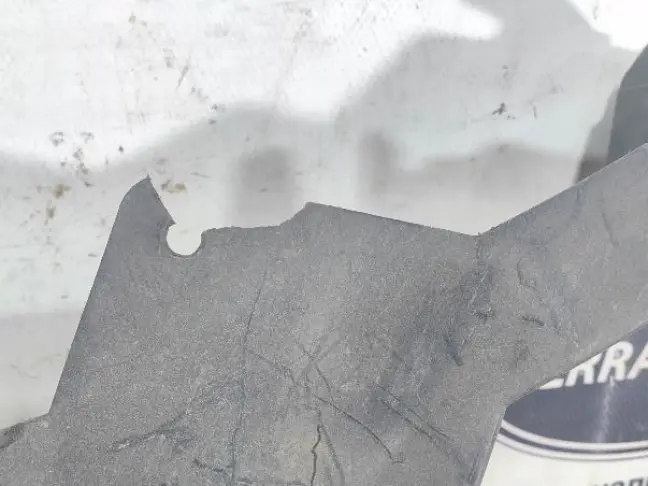 Кронштейн бампера левый Range Rover Sport L320