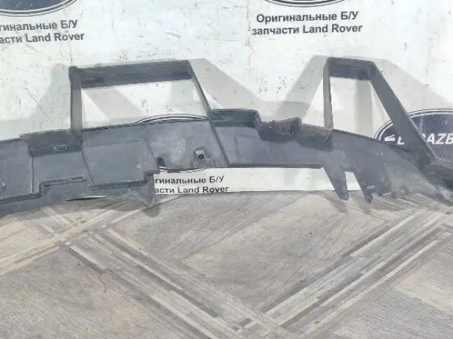 Кронштейн бампера левый Range Rover Sport L320
