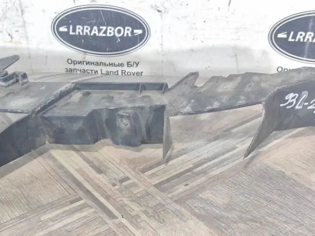 Кронштейн бампера левый Range Rover Sport L320