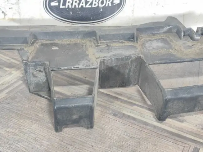 Кронштейн бампера левый Range Rover Sport L320