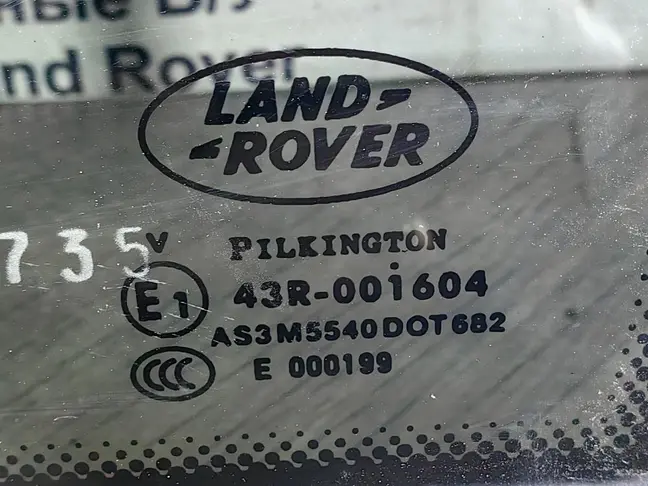 Форточка задняя левая темная Range Rover L322