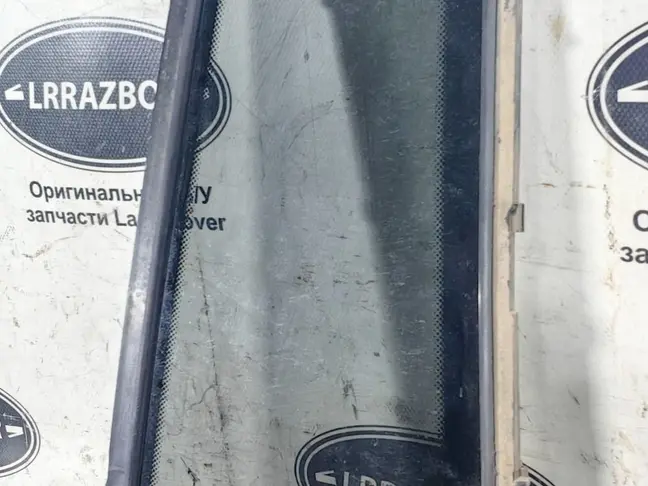 Форточка задняя левая темная Range Rover L322