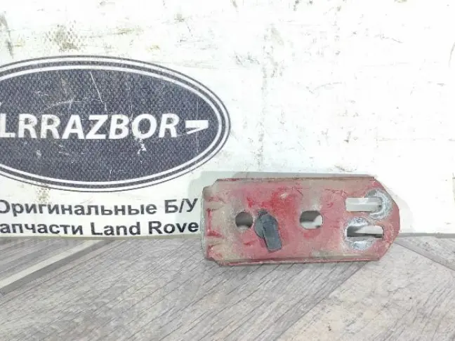 Кронштейн крыла Land Rover Freelander 2