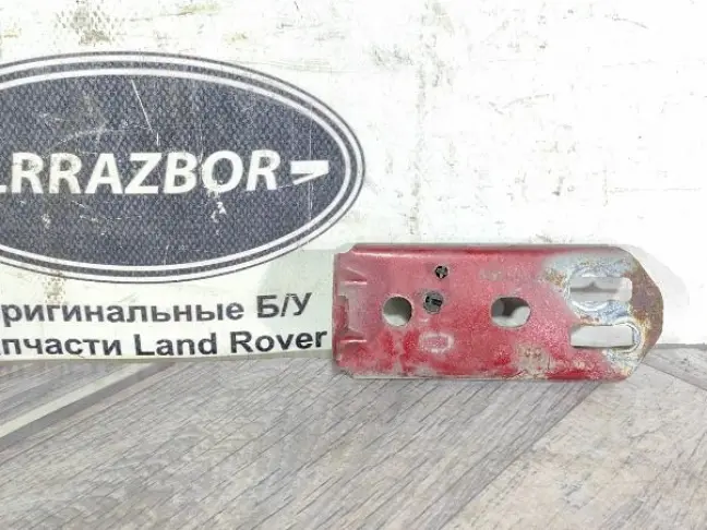 Кронштейн крыла Land Rover Freelander 2